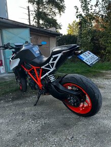 KTM 1290 Super Duke R - 3