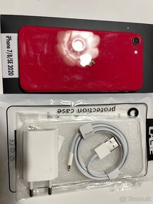 Apple iPhone SE 2020 64 GB Product RED na predaj - 3