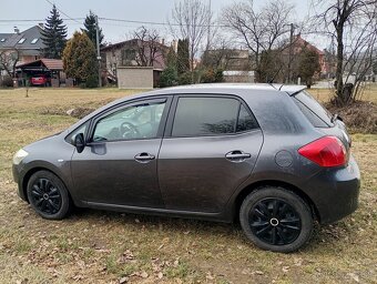 Toyota Auris 2007 šedá metalíza - 3