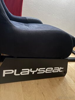 Fanatec Simulator + Playseat - 3