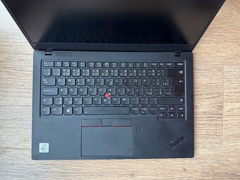 Lenovo Thinkpad X1 Carbon 8th Gen - 3