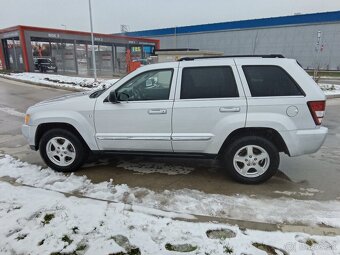 Jeep Grand Cherokee 4 x 4 - 3