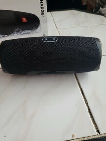 Predám jbl charge 4 - 3