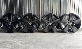 #22 Elektróny originál Volkswagen 5x112 r17 - 3