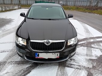 Škoda Superb 2011 2.0tdi DSG Elegance - 3