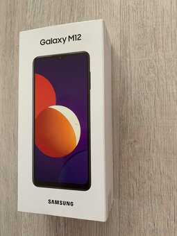 Samsung Galaxy M12 cierny - 3