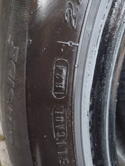 Predám 225/60R17 - 3