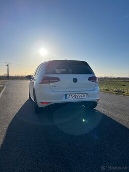 Volkswagen Golf GTI 7 2.0 TSI DSG - 3