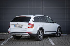 Škoda Octavia Combi SCOUT 2.0 TDI DSG 4x4 - 3