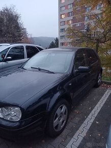 Volkswagen golf - 3