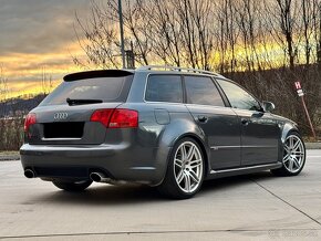 AUDI RS4 B7 4.2 FSI V8 - 3