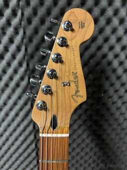 Fender Stratocaster Player Series Limited Edition - 3