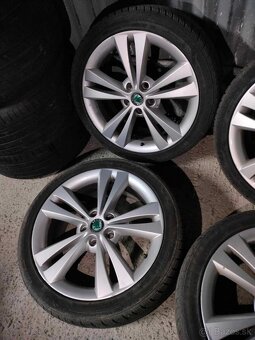 4ks alu disky orig. Škoda 5x112 R18 pneu 225/40 r18 7mm - 3