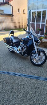 Suzuki intruder 1800 - 3