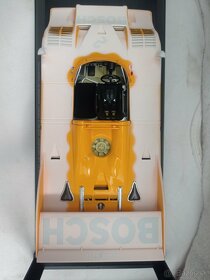 Porsche 917/10 1:18 Minichamps - 3