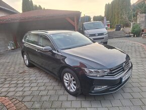 Volkswagen Passat Variant 2.0 TDI EVO Elegance DSG - 3