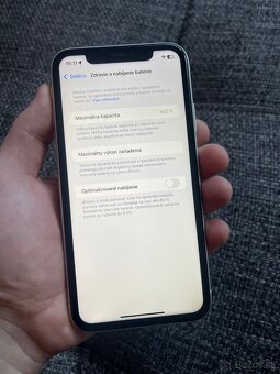 iPhone 11 + Nová batéria - 3