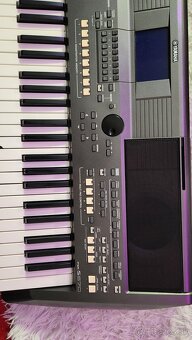 Yamaha psr s670 - 3