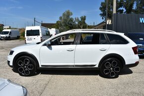 Škoda Octavia Combi 2.0 TDI 184k Scout DSG 4x4 - 3