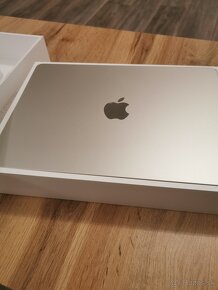 Predám nový Macbook Air M2 13,6 8gb 256gb - 3