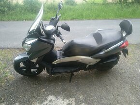 Predám Yamaha X-max 125  ABS - 3