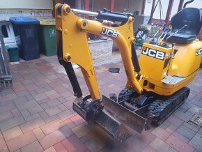 Jcb 8008 - 3