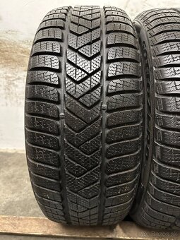 Zimné pneumatiky 225/40/19 Pirelli Sottozero 3 Winter AO - 3