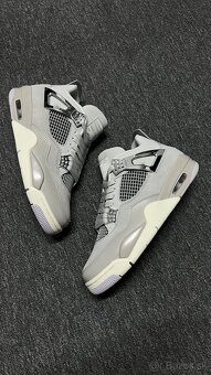 Nike Air Jordan 4 Retro "Frozen Moments" - 3