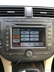 Ford focus c-max radio - 3