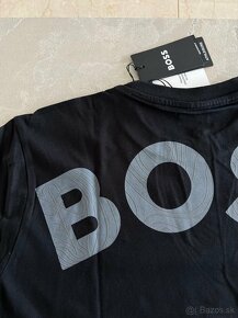 Hugo Boss pánske tričko XL - 3