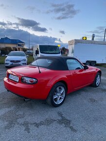 Mazda MX5 Cabrio - 3