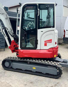 TAKEUCHI TB335R A/C DIESEL - 3