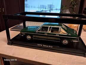 TATRA613-1:18 - 3