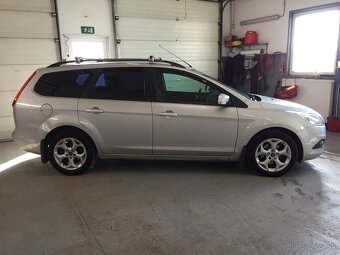 Ford Focus Kombi 1.6 16V Duratec Titanium X  1 999 € - 3