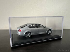 Skoda Octavia III 1:43 - 3