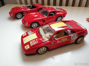 predam 1:18 FERRARI modely od Bburago - 3