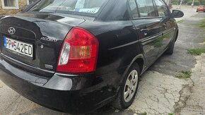 Hyundai accent - 3