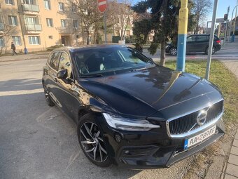 Volvo V60 T5 Momentum - Benzín/CNG  - 184 kW - 3