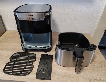 Súrne predám teplovzdušnú fritézu TEFAL Easy Fry & Grill XXL - 3