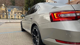 Skoda Superb 2.0tdi 140kw 4x4 - 3