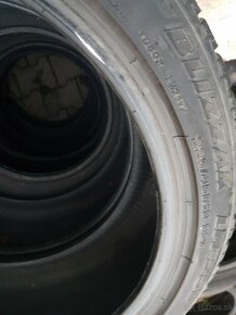 dve zimné pneumatiky  BRIDGESTONE BLIZZAK 225/45 R 19 - 3