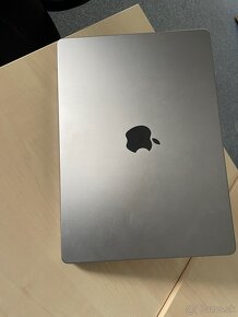 Predám macbook pro 14 M1 PRO 16GB 512 - 3