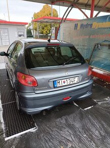 Peugeot 206. 1.4 benzin. - 3