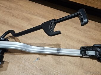 Thule ProRide 598 stresny nosic - 3