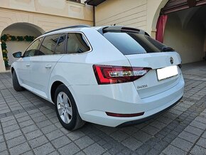 Škoda Superb Combi 1.6 TDI DSG Style Kamera DVD R16 Orig. KM - 3