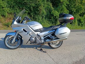 YAMAHA FJR 1300 - 3