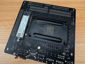 AsRock Fatality AB350 Gaming Mini ITX + CPU RAM SSD - 3