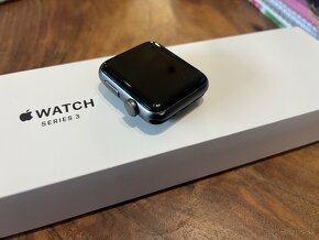 Predám Apple Watch 3 42mm - 3