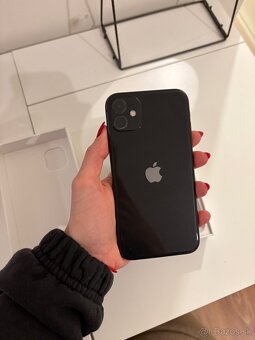 iPhone 11 128GB Black - 3