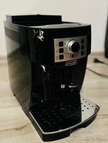 Kávovar DeLonghi Magnifica S - 3